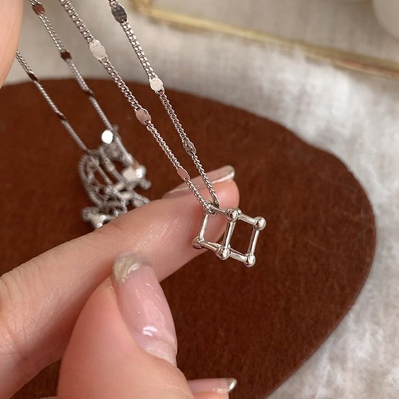 Jewelry - NEW Silver Simple Cube Geometric Necklace